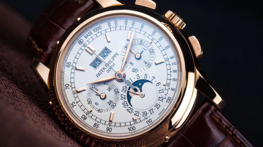 百年灵手表保养一次大概多少钱？