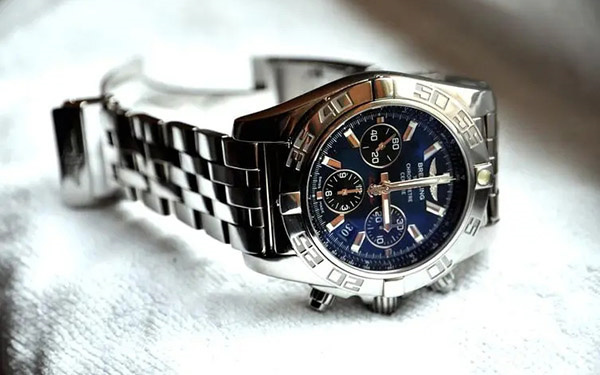 百年灵进水不走了怎么办 百年灵进水不走了怎么办