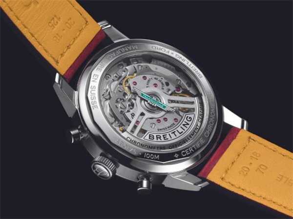 百年灵表把头怎么拔出