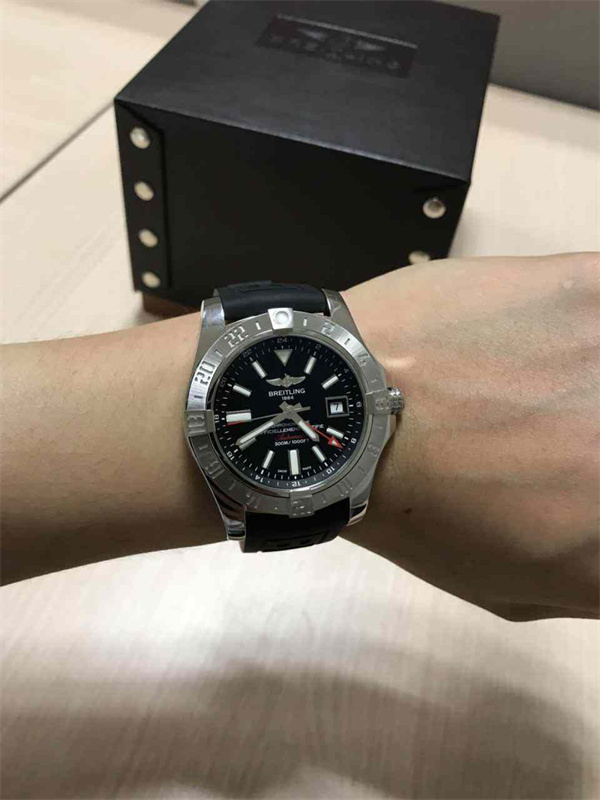 百年灵手表表针掉了是什么原因 百年灵手表表针掉了是什么原因