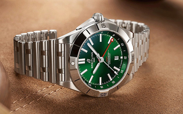 百年灵手表表针变色解决方法是什么