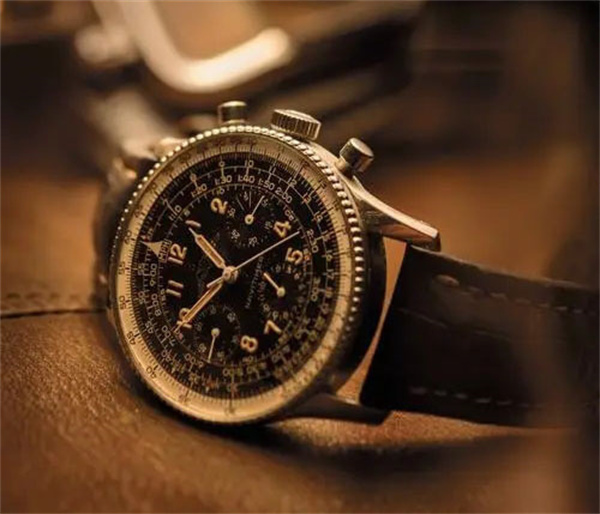 百年灵手表表带掉色处理办法深度解析