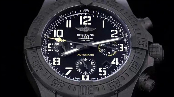 百年灵手表表耳掉了原因是什么